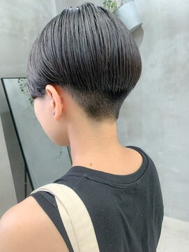 テトヘアー(teto hair) 刈り上げショート、刈り上げ女子、ハンサムショート