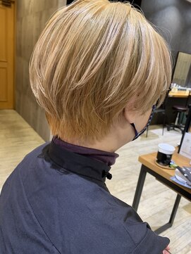 トレ(tre.) 甲子園口/髪質改善/ショート/ハイライト/酸性ストレート