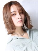 大人可愛い小顔美髪ツヤ髪センター分けボブくすみブラウンA5