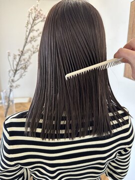 メク(meku) ラベンダーベージュ＊