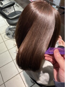 リー 京橋(Lee) 髪質改善カラー