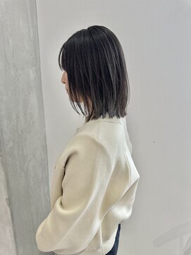 ヨーク(YOKE) YOKE 20代30代40代レイヤーボブ外ハネボブネイビーグレージュ