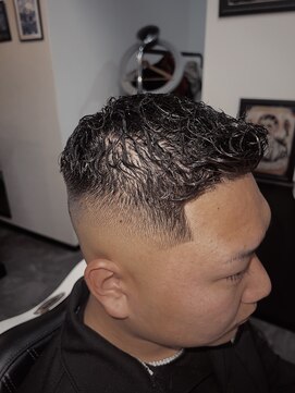 ドープザバーバー(DOPE THE BARBER) アイロンパーマ（濡れパン）