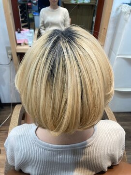 ヘアーメイクラウンジ テトテ(Hair Make Lounge tetote) 【大山】ショート/ボブ/ホワイトベージュ/20代30代40代