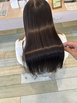 ヘアークラフト アニー 南郷18丁目店(HAIR CRAFT Annie) 凄艶ストレート