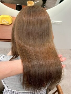 モク 立川(moc) 韓国風レイヤーカットブリーチダブルカラー前髪