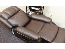ストーリー(STORY)の雰囲気（ワックスを使って眉毛を整えるメニューもそろえています。♪）