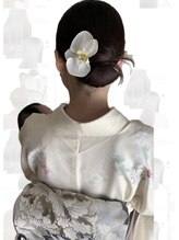 ミミーヘア(33hair) タイトシニヨン