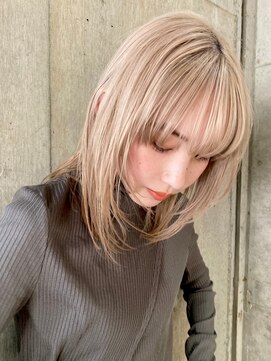 エリマ 武蔵小杉(elima) 武蔵小杉白髪染めレイヤーボブウルフショートヘアッシュベージュ