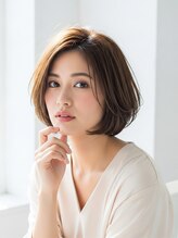 【何をしてもダメだった】白髪の悩みを自然に明るく解決する、visco の“白髪ぼかし”とは?