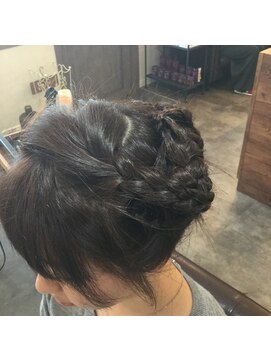 ラニカイヘアー(Rani Kai hair) 編みこみアップ  【Rani  Kai hair 橋本】