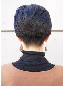 モリオ フロム ロンドン 成増店 【morio成増3号店 米村進】大人クール刈り上げボブ黒髪