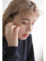 ミエル ヘア 新宿(miel hair)&nbsp;【miel hair新宿】ハイトーン無造作スタイル　ベビーバング