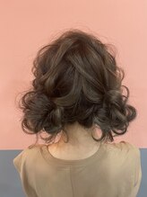 ヘアメイク ギャリス 北新地店(HAIR MAKE SALON Gallis) ゆるふわお団子ツイン