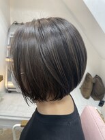クート(ku-to) ショートボブにブリーチなしハイライトが◎白髪染めも人気!