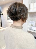 福山人気caaryオリーブアッシュ／ニュアンスパーマ/大人刈り上げ