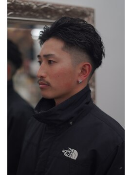 グランクラブ(GRANCLUB) カット パーマ フェード シェービング ヘッドスパ