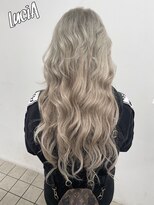 ルシア 京都四条河原町烏丸(LuciA)&nbsp;【レミー100%/54cm】シールエクステ×ホワイトベージュカラー