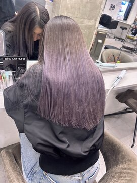 キング 梅田(K!ng) 縮毛矯正髪質改善ハイライトレイヤーカット梅田美容室エクステ