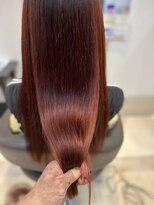 ヴィヴァーチェイルソーレ(VIVACE ilsole)&nbsp;20代30代40代高発色レッドブラウン髪質改善カラー艶感ストレート