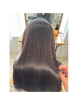 ラヴィエ(RAVIE) 【半田・髪質改善】縮毛矯正/トリートメント/マンツーマン
