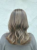 グルグル 妙典店(GULGUL)&nbsp;シルバーグレー×レイヤー