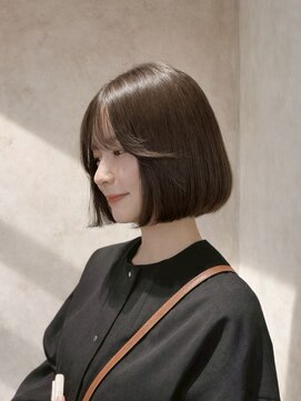 ロマリア ヒルズ 表参道 原宿(Lomalia HILLS) イメチェン/艶カラーくすみブラウンボブ/前髪/[表参道/原宿]