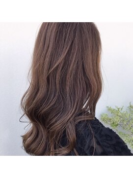 ヘアーメイク アディクト(HAIR MAKE addict) ナチュラルベージュ hair make addict 町田 有理佳