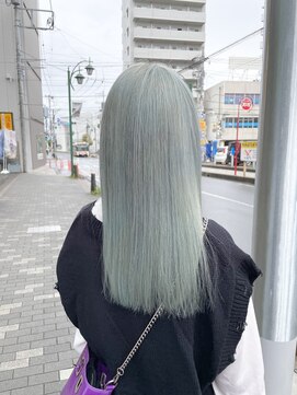ファーレンピュアスウィート(fahren-pure-suite) アイスブルー/大坂/suite店/20代/前髪特集/イルミナカラー