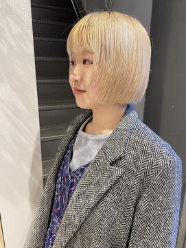 フェンヘアーアイス 中目黒(Fen.hair ici) 20代30代★大人かわいいダブルカラーブリーチミルクティーカラー