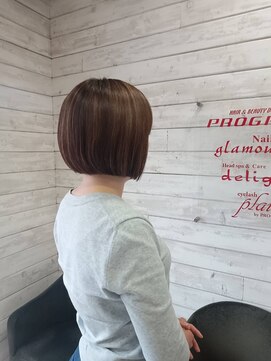 プログレス つくば店(PROGRESS by ヂェムクローバーヘアー) 脱白髪染めハイライトカラー