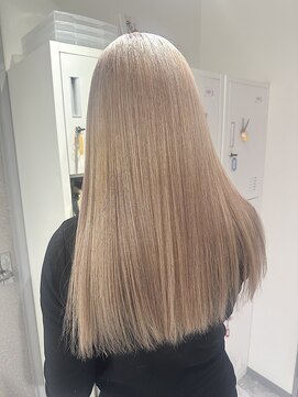 ラビス(Lovis) 黒髪カタログ/オリーブグレー/小顔ヘア/ココアベージュ