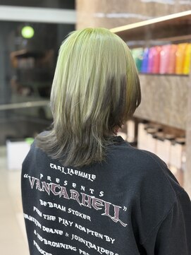 プティパ 水戸内原店(petit-pas) ハイトーンライムグリーン×ブラックカラー