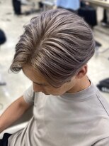 メンズバレイヤージュハイライトブリーチカットセンターパート