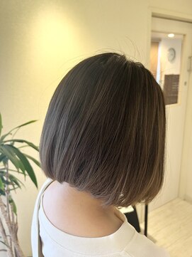 ファーストエンド 三ツ屋店(1st END.) グレージュ