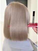 アンドソー 池袋(&so.)&nbsp;ハイトーンカラー/ホワイトブロンド／レイヤーカット/池袋