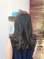 ソト 銀座(soto.)&nbsp;ミディアムヘア/暗めカラー/ グランマッシュ［銀座］