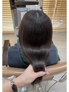 ・オリーブアッシュ×水素カラー