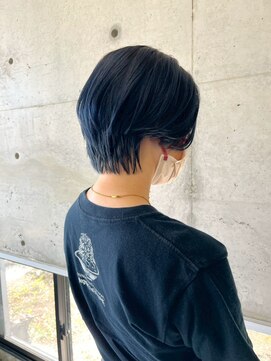 ロマーリ 岡山店(LOMARLIE) ネイビーカラー20代30代40代ショートブリーチダブルカラー