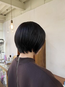 スロウ(sloe) 黒髪ショート