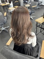 エミタス 柳通り(Emitas.) 和歌山市で叶う艶ベージュレイヤー♪