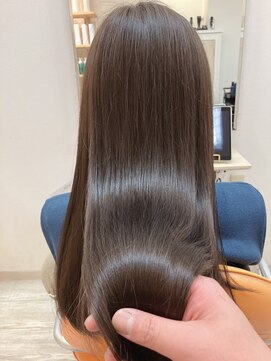 アヴァン(avan.) 涼しげシンプルストレート