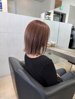 トランス(Trans) レイヤーボブ×ピンクベージュ