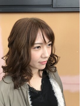 ハニーリップス ミディアムスタイル(巻き)