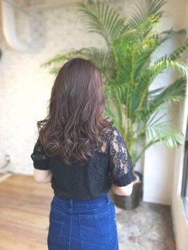 アフィナー 上大岡(Afinar) 【上大岡/Afinar】シアミルクティー×ロング巻き髪！