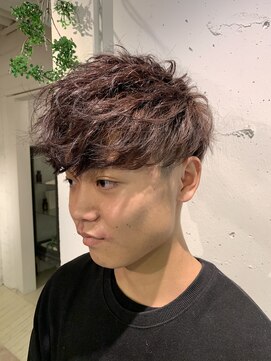 エル(EL by green) 【MITSU】前下がりマッシュ×フェザーバングショート