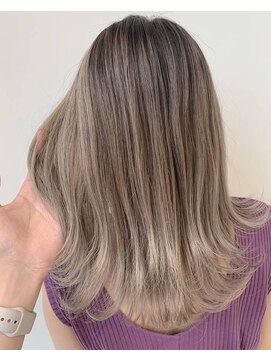 シエスタ バイ アンブルリュクス(siesta by amble luxe) ミルクティーバレイヤージュ