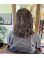 キイヒ(kiihi)&nbsp;白髪染めハイライト＋パーマ