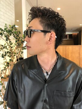 アンドファイン ヘアビューティー(＆Fine hair beauty) ツイストスパイラルパーマ × スパイキーショート