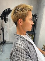 ハウル(Howl)&nbsp;ツーブロック/フェードカット/アップバング